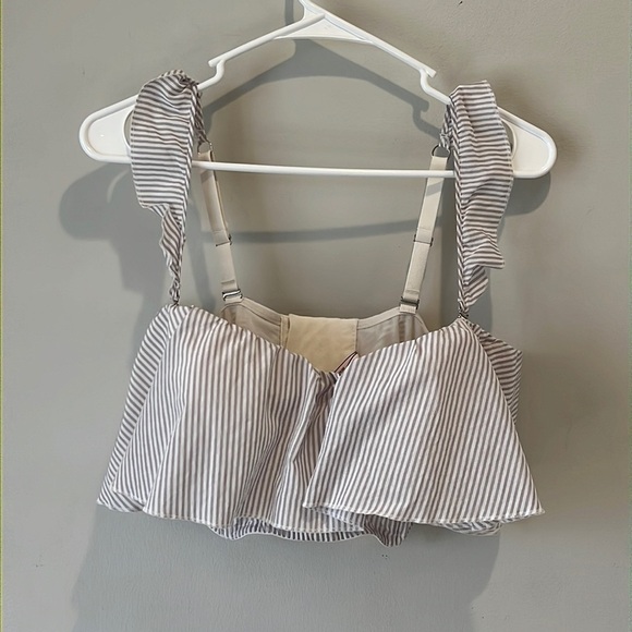 Victoria’s Secret crop top/ Bustier size 36DD built in bra, detachable straps - Picture 2 of 15